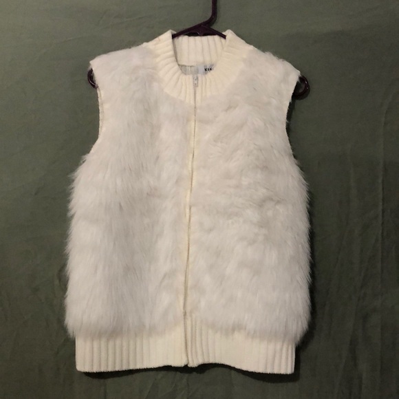 Faux fur sweater vest - Picture 5 of 5
